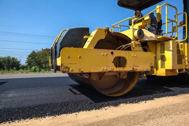 Best Professional Driveway Pavers  in Dearborn, MI